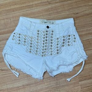 White Studded High-Waisted Denim Shorts by Perfect Way Rock Glam Style Size 6